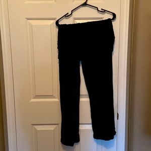 ❌ SOLD ❌ Maternity Old Navy lounge pants